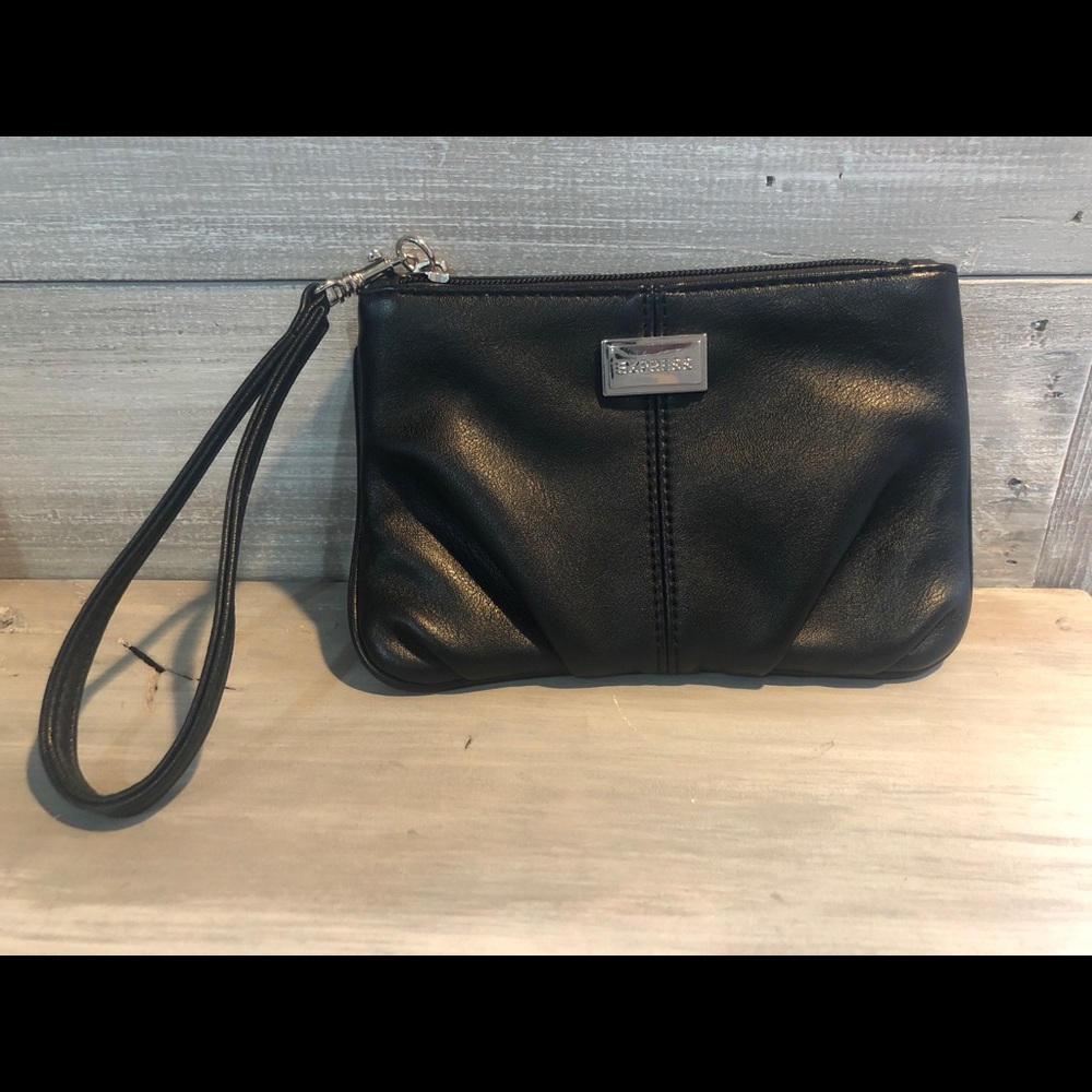 Express Wristlet
